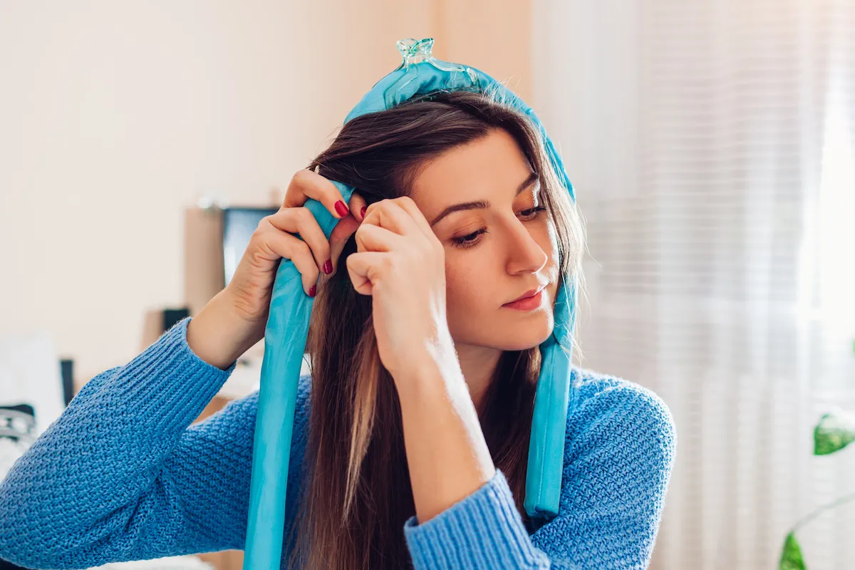 8 meilleures techniques pour boucler et lisser vos cheveux sans chaleur